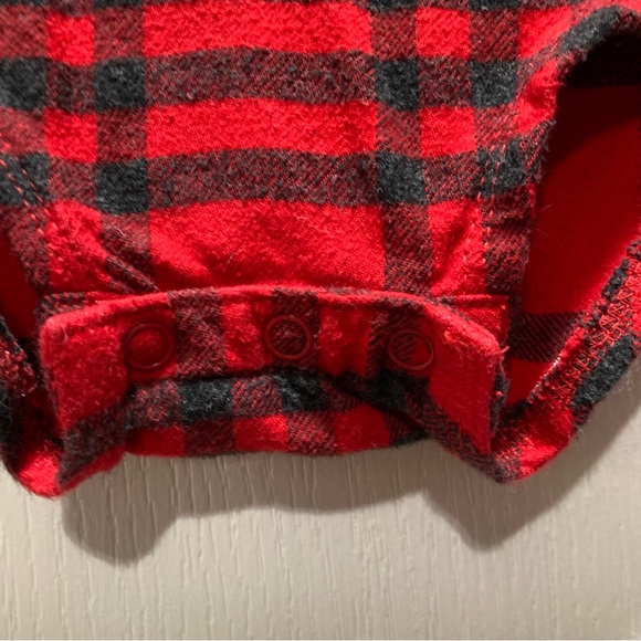 OSHKOSH BOGOSH BOY’S FLANNEL SIZE:24M - Picture 6 of 11